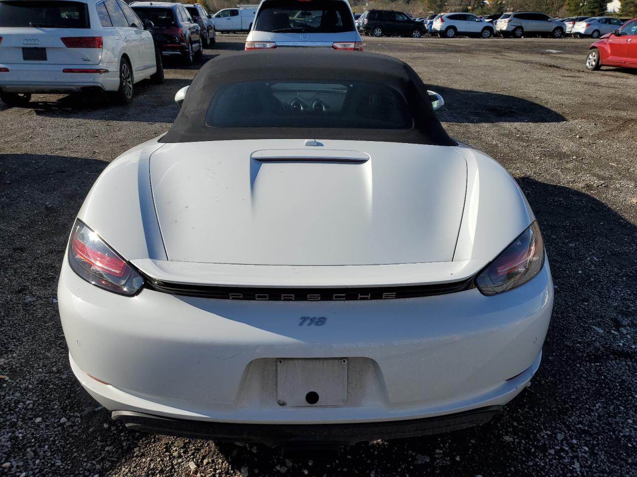 2017 Porsche Boxster VIN: WP0CA2A80HS222208 Lot: 91272395