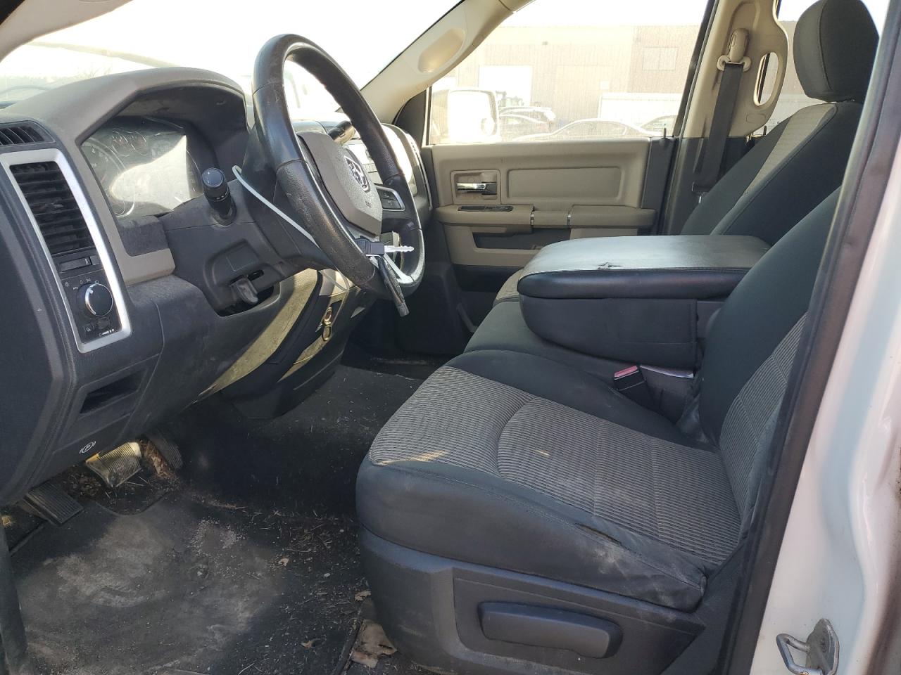 2011 Dodge Ram 1500 VIN: 1D7RV1GP4BS520698 Lot: 92808265