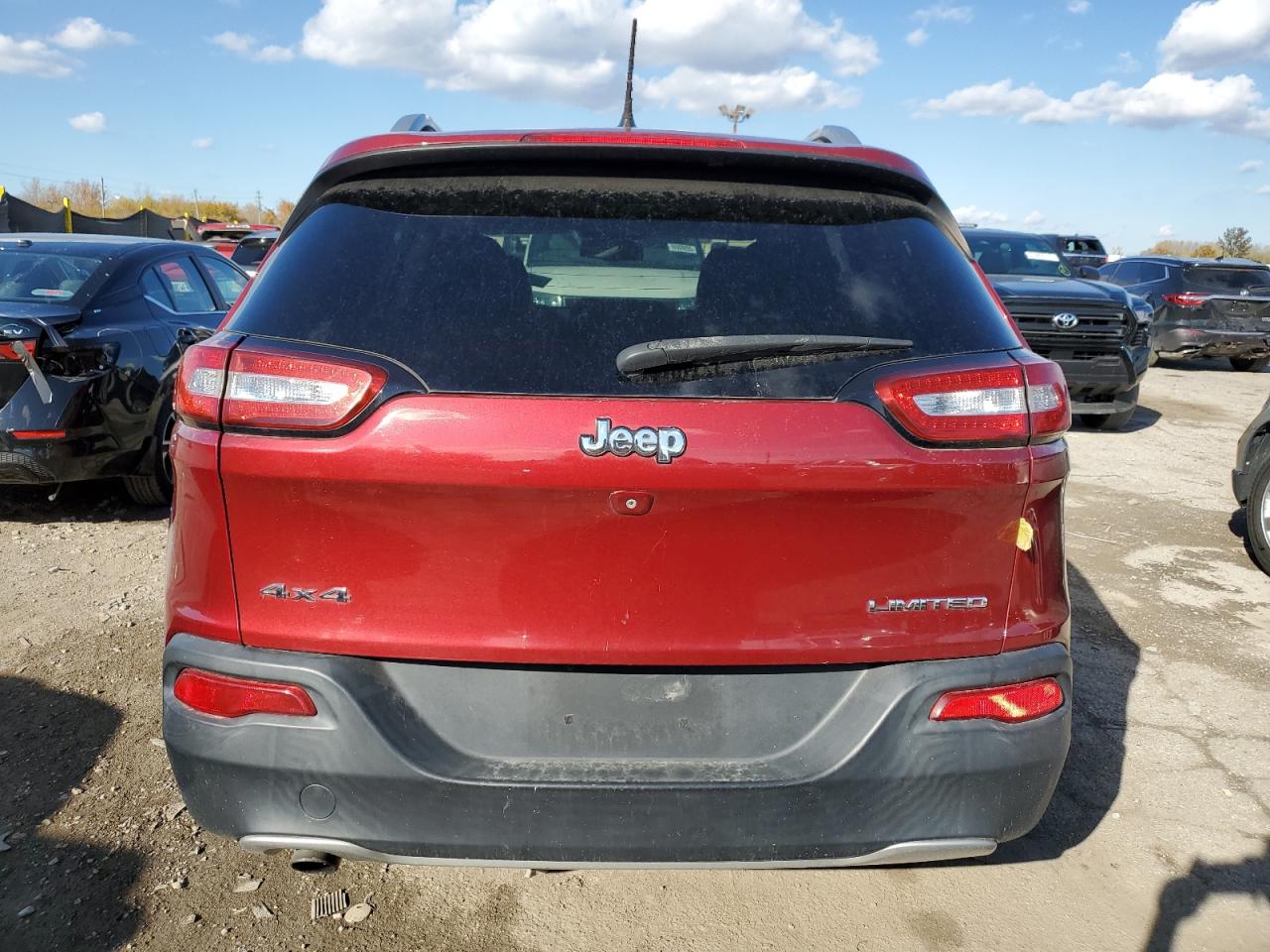 2015 Jeep Cherokee Limited VIN: 1C4PJMDB7FW577354 Lot: 90899275
