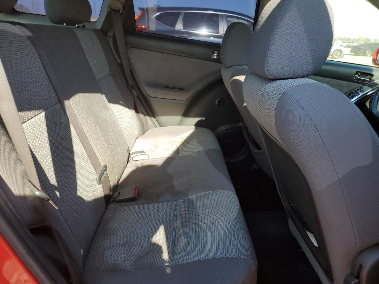 2006 Toyota Corolla Matrix Base VIN: 2T1LR32E86C558173 Lot: 91403505