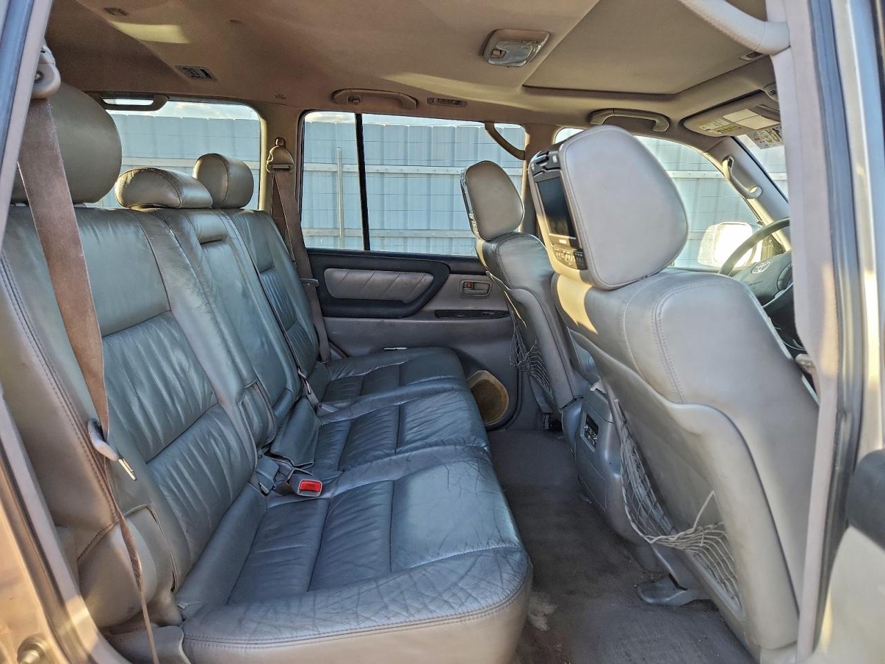 2004 Toyota Land Cruiser VIN: JTEHT05J642062553 Lot: 94714385