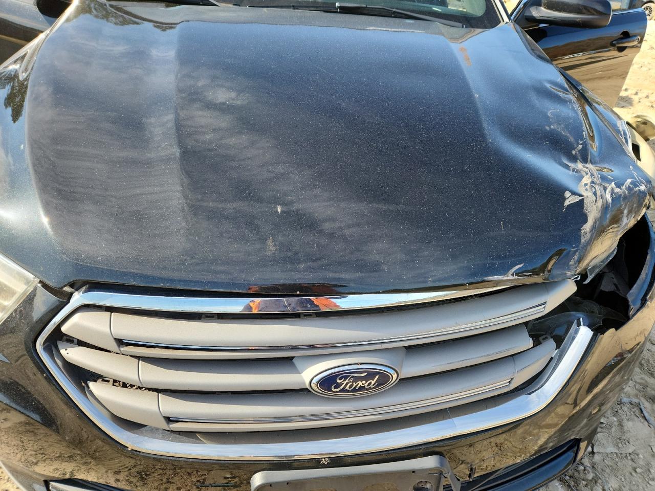 2015 Ford Taurus Sel VIN: 1FAHP2E82FG181276 Lot: 92320135