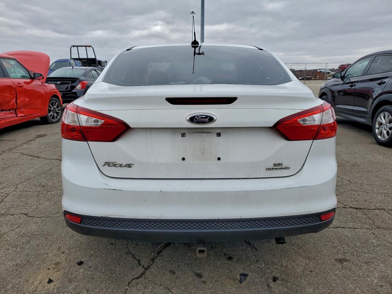 2014 Ford Focus Se VIN: 1FADP3F23EL462278 Lot: 94690205
