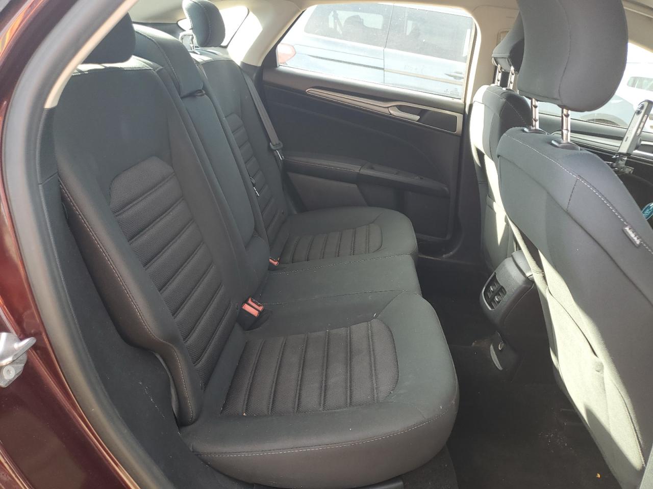 2018 Ford Fusion Se VIN: 3FA6P0HD8JR180056 Lot: 80886515