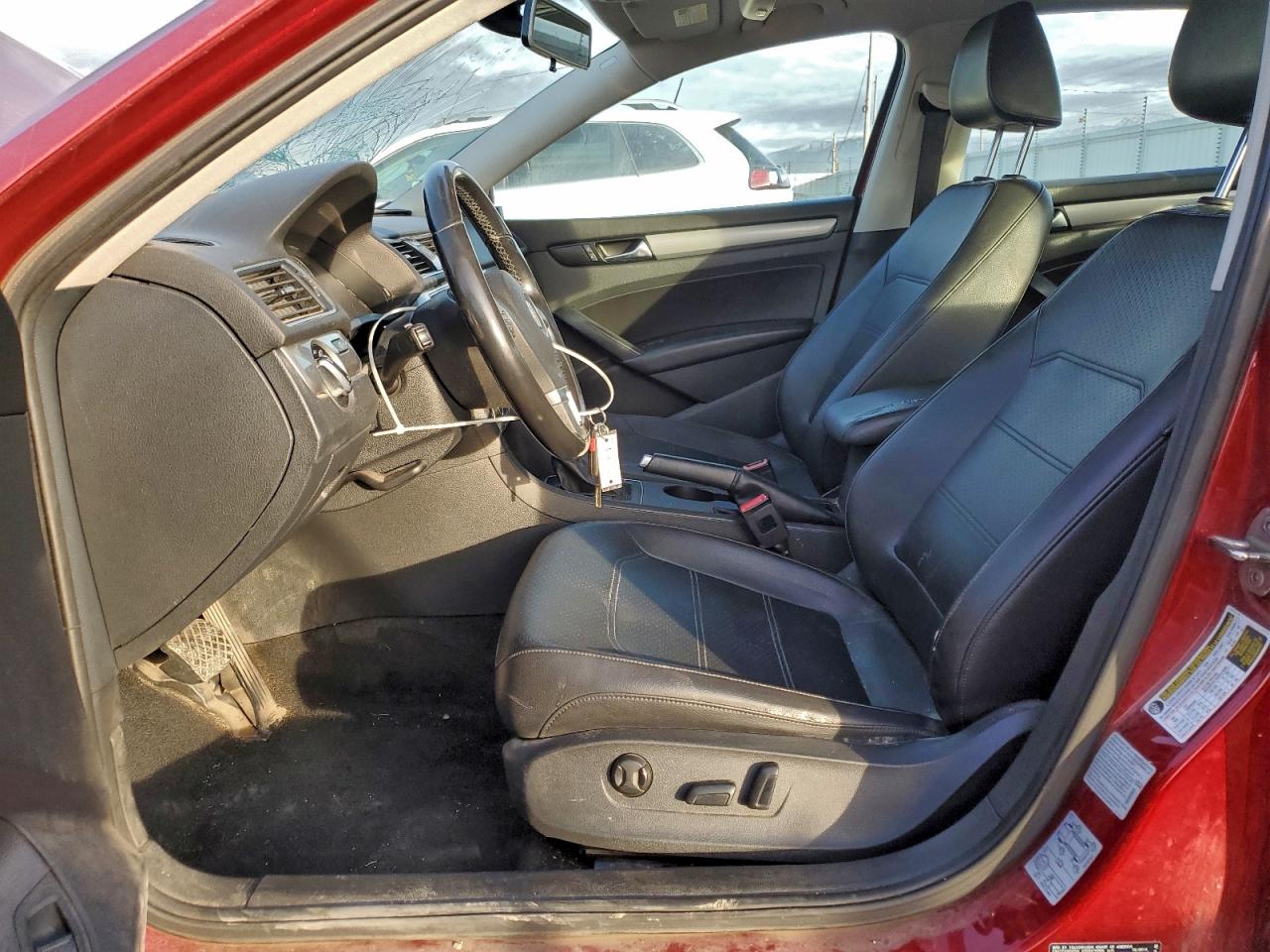 2015 Volkswagen Passat S VIN: 1VWAT7A35FC039068 Lot: 94517225