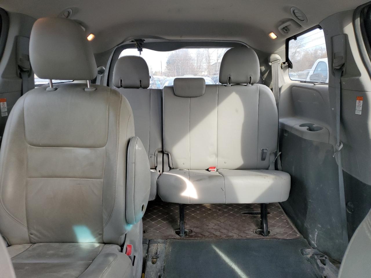 2017 Toyota Sienna Xle VIN: 5TDYZ3DC0HS898722 Lot: 93502465