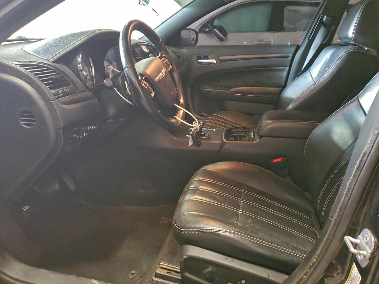 2014 Chrysler 300 S VIN: 2C3CCABG4EH320868 Lot: 93601635