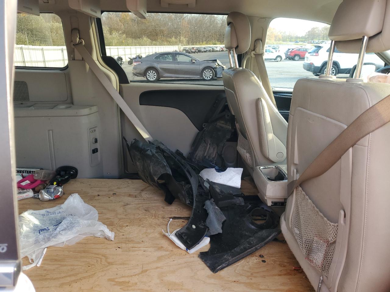 2013 Chrysler Town & Country Touring VIN: 2C4RC1BG5DR584325 Lot: 90356945