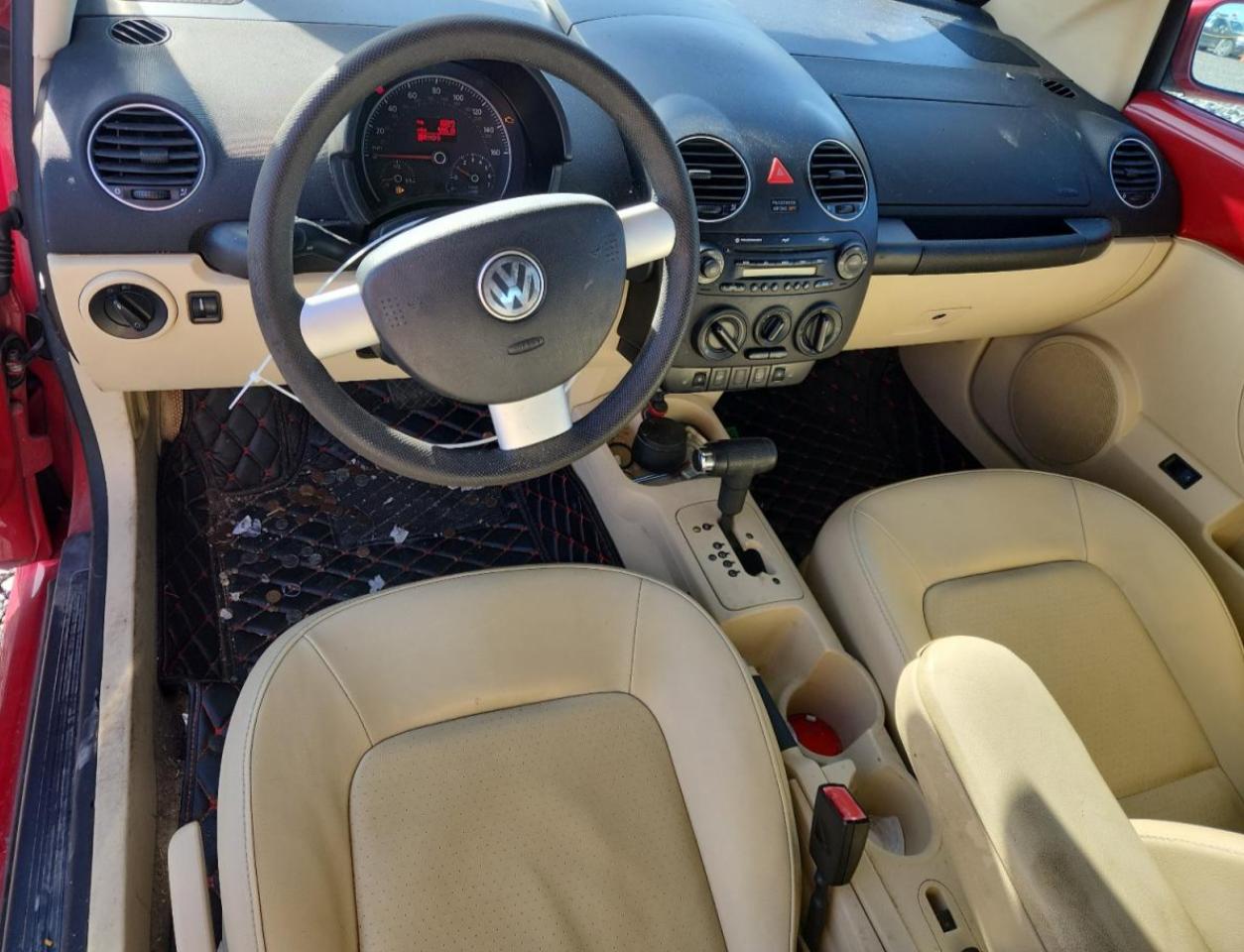 2007 Volkswagen New Beetle Convertible Option Package 1 VIN: 3VWRF31Y27M418883 Lot: 92309565