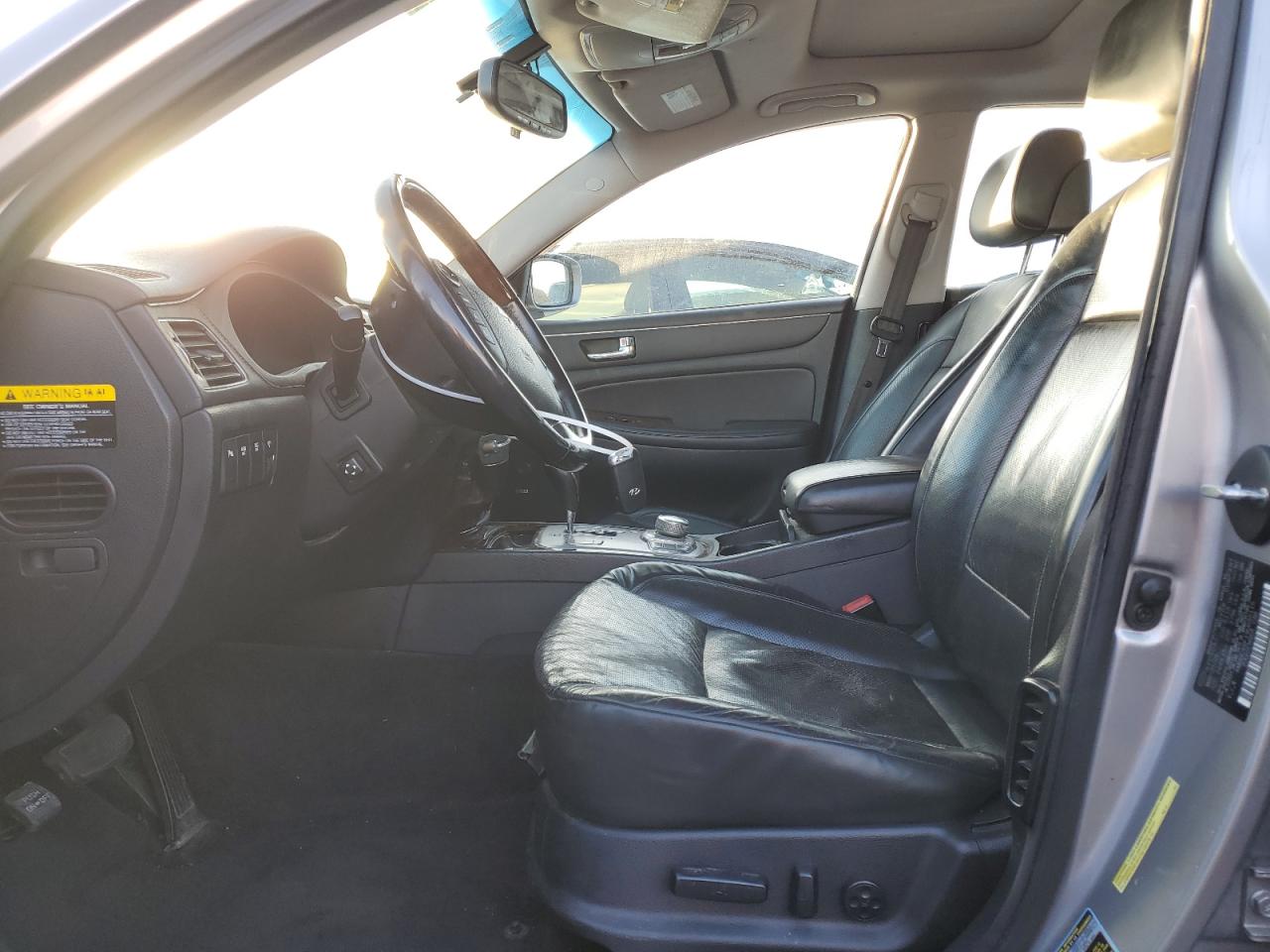 2009 Hyundai Genesis 4.6L VIN: KMHGC46F19U055115 Lot: 90932155