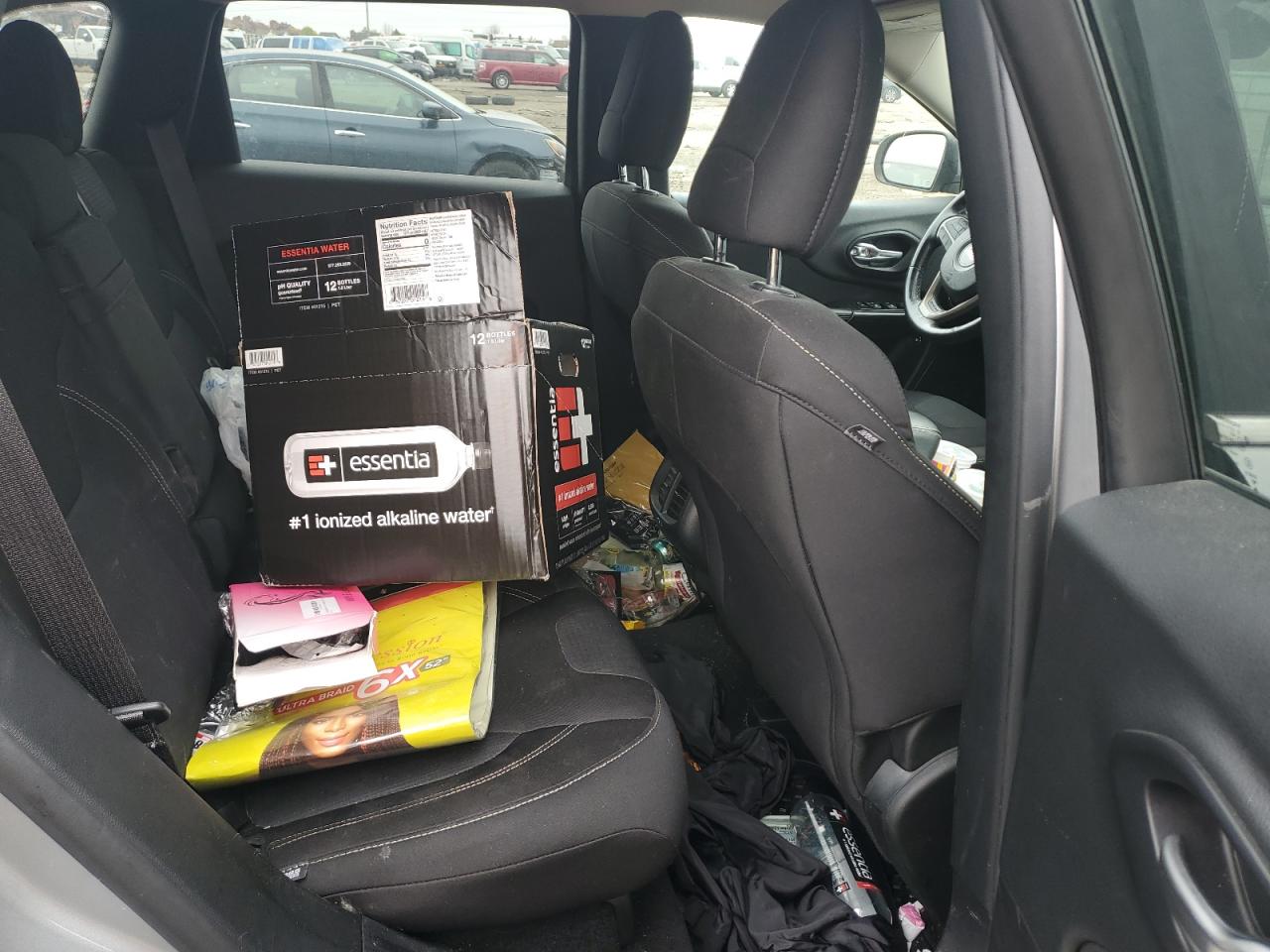 2015 Jeep Cherokee Latitude VIN: 1C4PJLCBXFW537006 Lot: 91708275