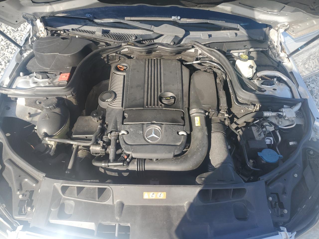 2012 Mercedes-Benz C 250 VIN: WDDGF4HB0CF853063 Lot: 91029615