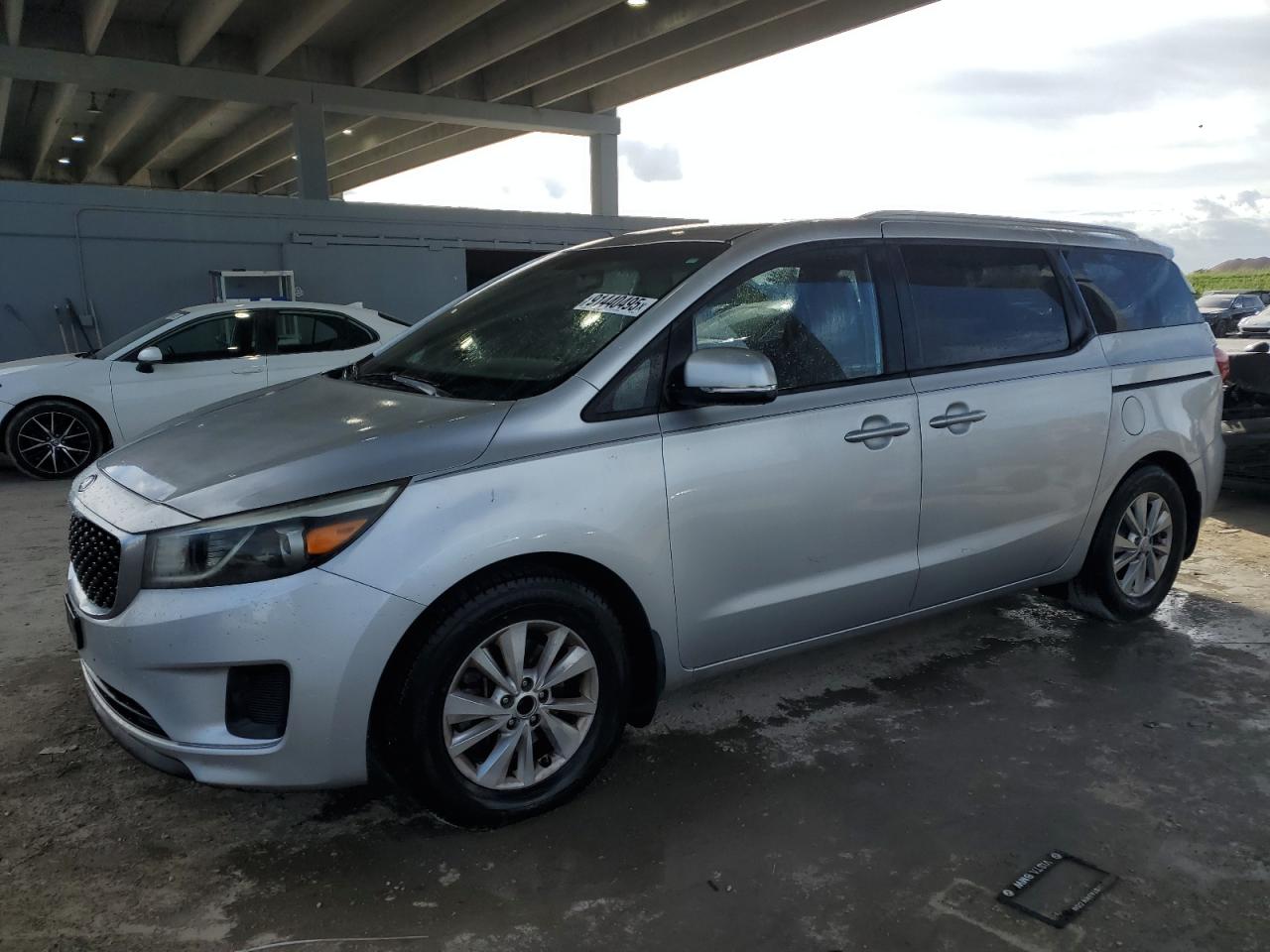 2015 Kia Sedona Lx