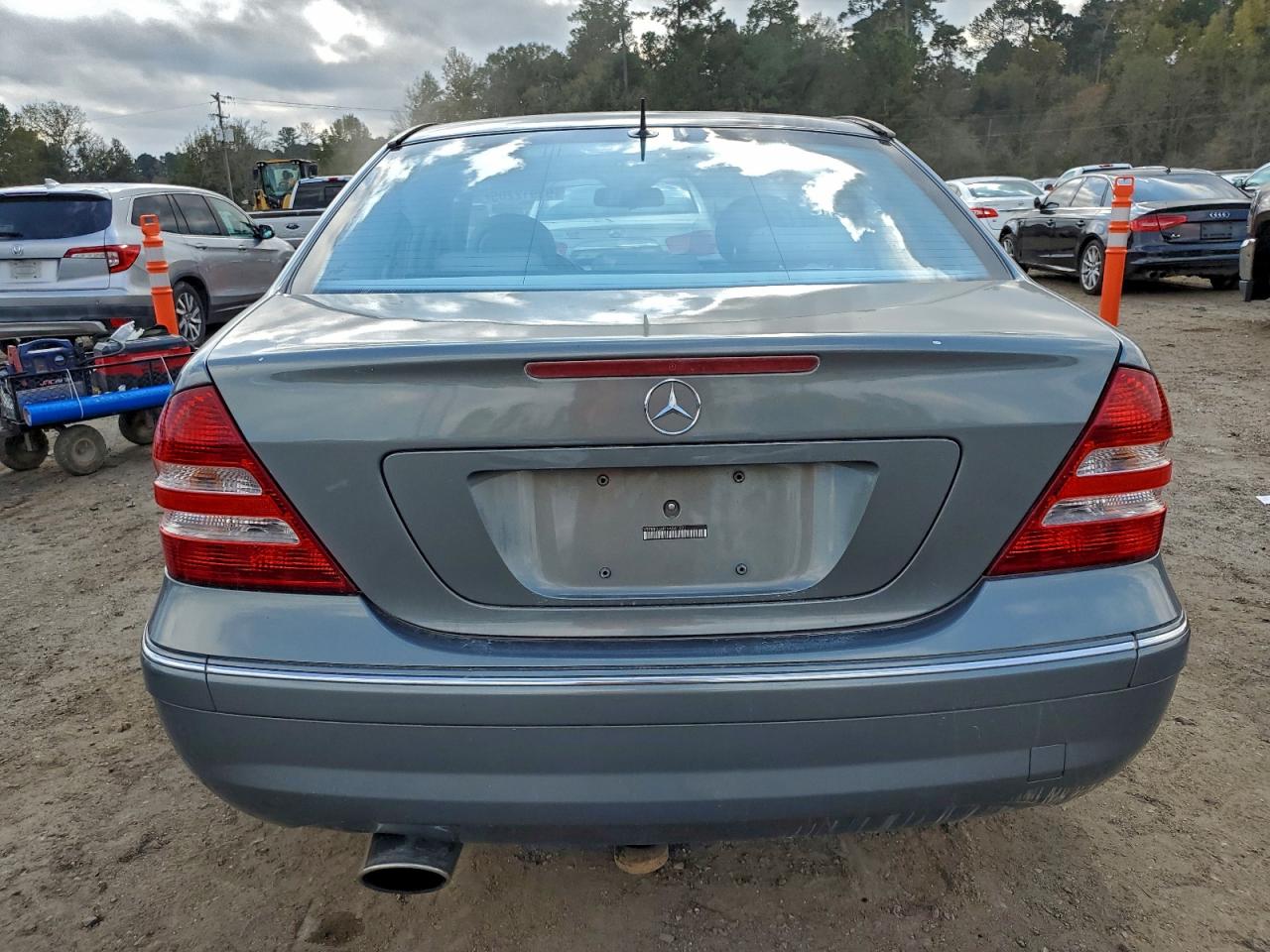 2005 Mercedes-Benz C 230K Sport Sedan VIN: WDBRF40J15F669676 Lot: 93912205