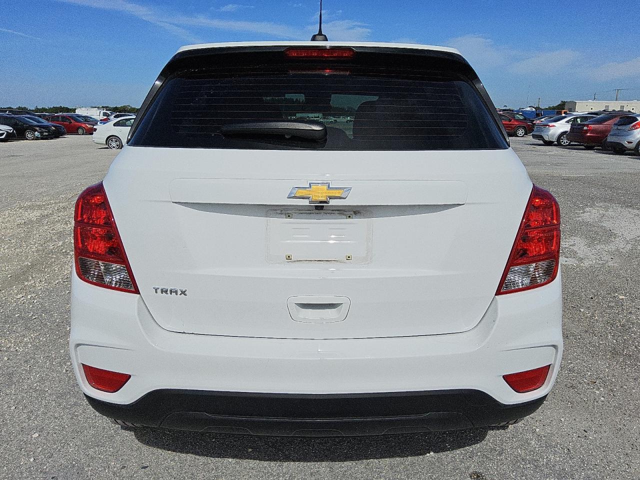 2020 Chevrolet Trax Ls VIN: KL7CJKSB5LB060575 Lot: 92239345