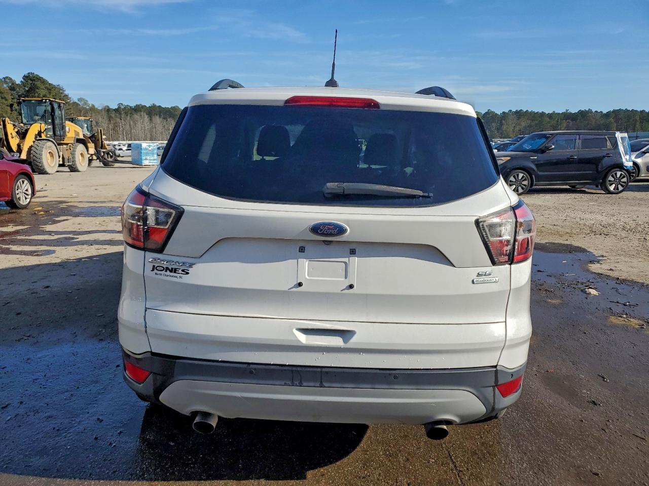 2017 Ford Escape Se VIN: 1FMCU0G99HUA46464 Lot: 93698415