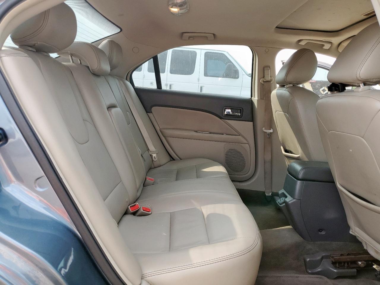 2011 Ford Fusion Hybrid VIN: 3FADP0L38BR251070 Lot: 93479335