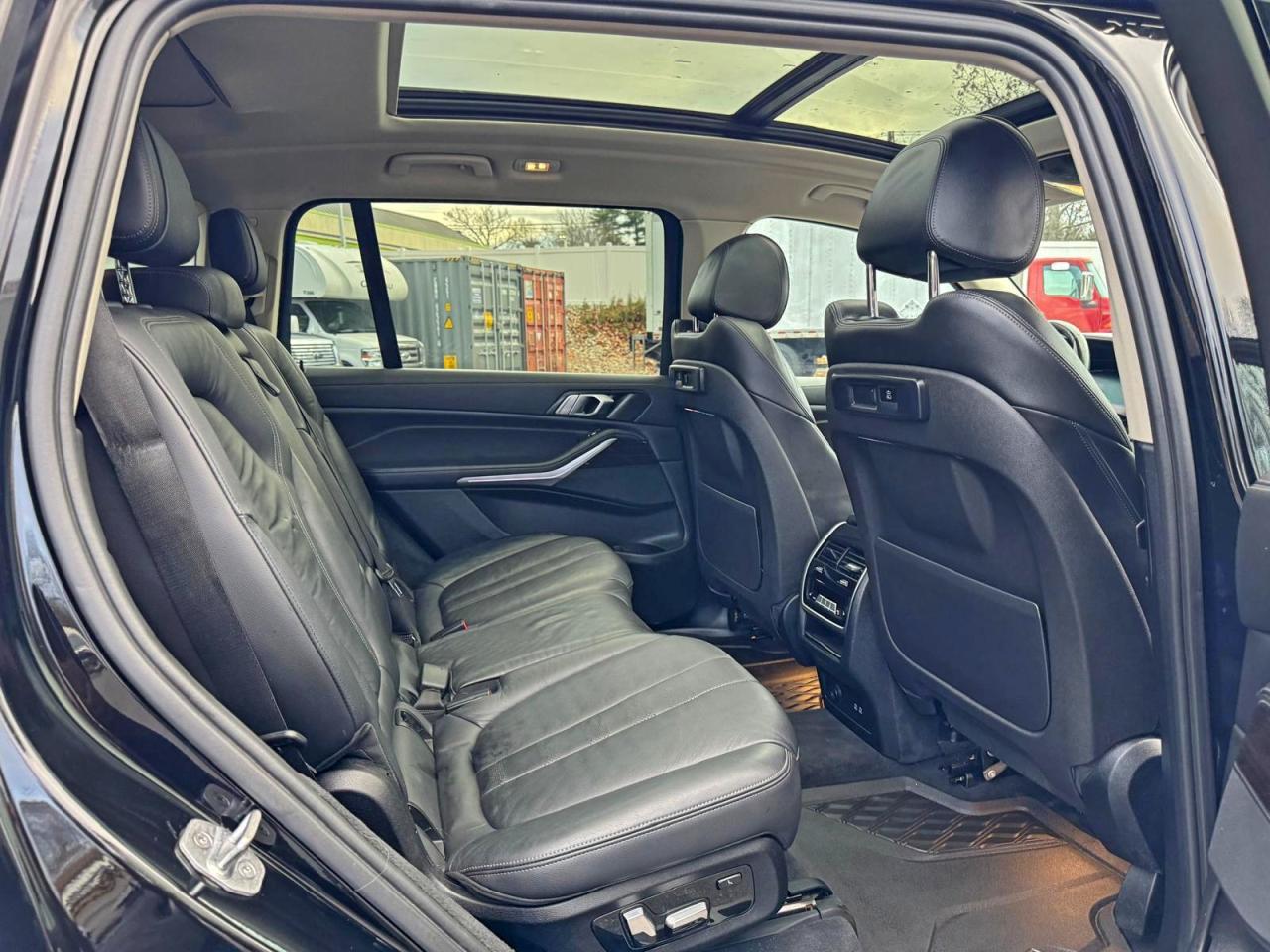 Фото: 5UXCW2C09L9B56655