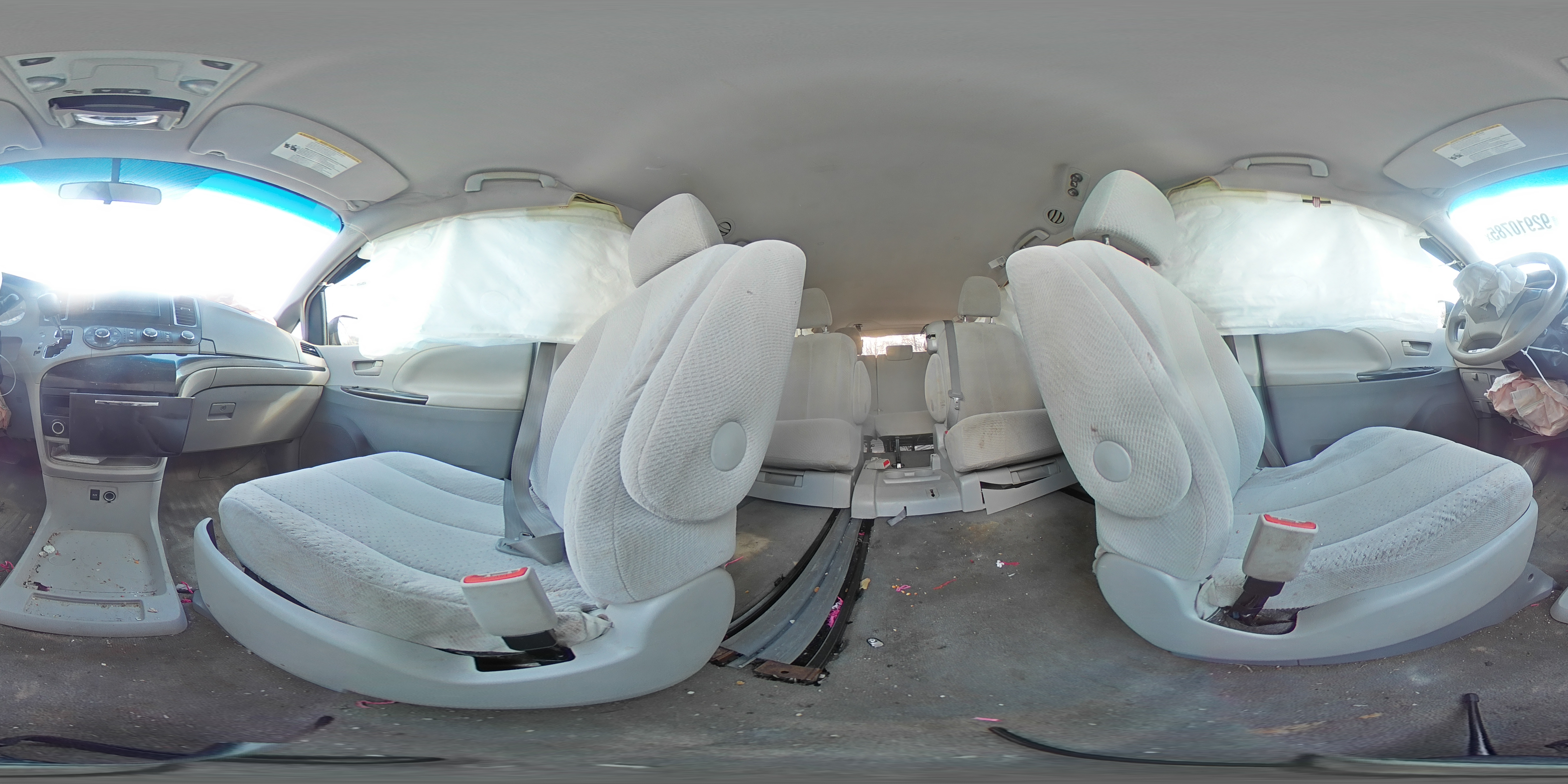 2012 Toyota Sienna Base VIN: 5TDKA3DCXCS013688 Lot: 92910785