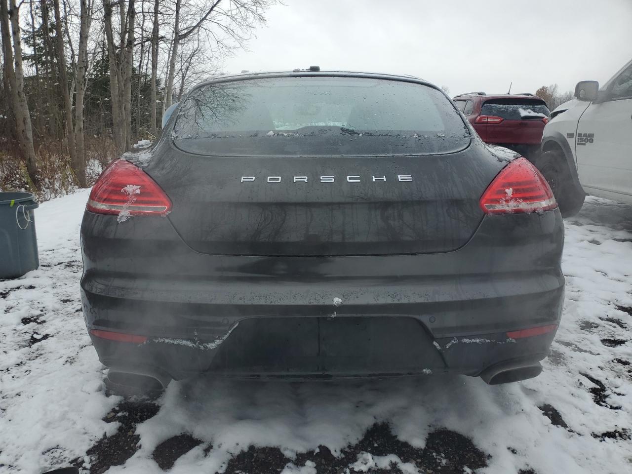 2016 Porsche Panamera 2 VIN: WP0AA2A73GL003752 Lot: 91240115