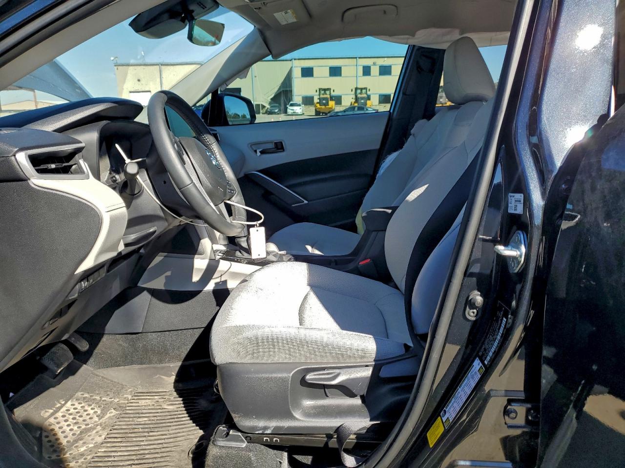 2025 Toyota Corolla Cross Le VIN: 7MUCAAAG7SV139415 Lot: 91227255