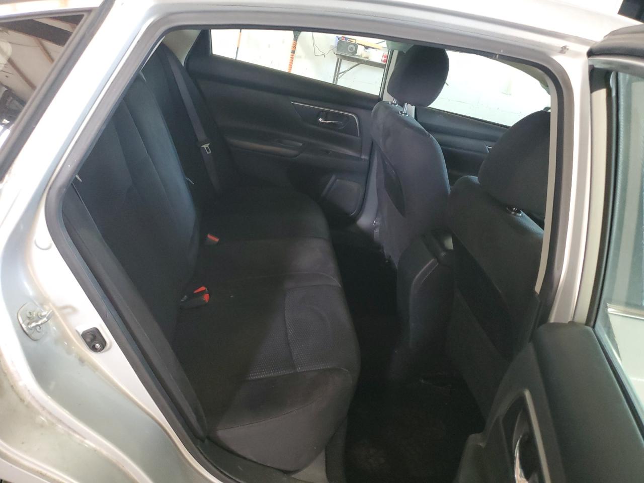 2015 Nissan Altima 2.5 VIN: 1N4AL3AP2FN399035 Lot: 92928815