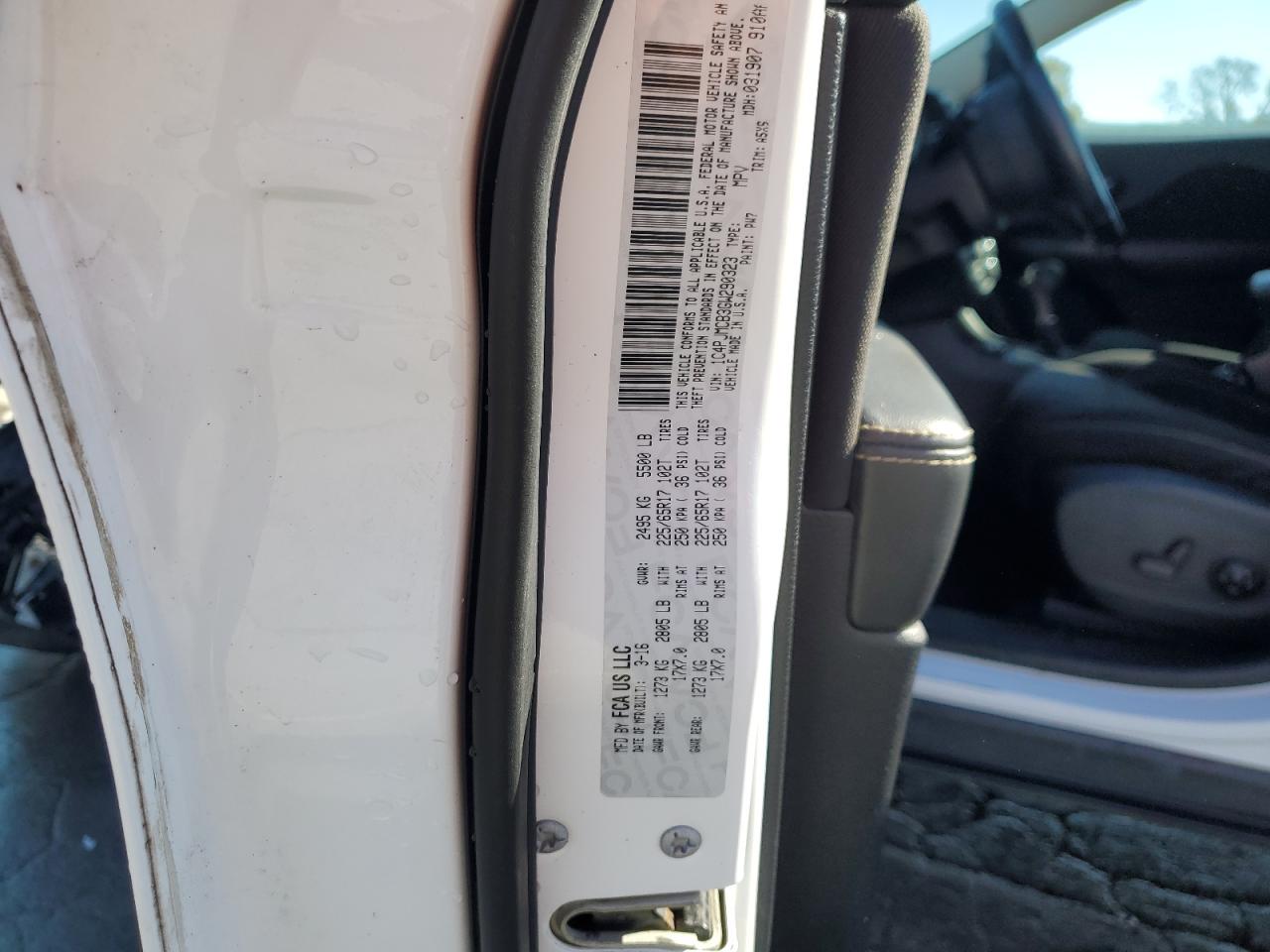 2016 Jeep Cherokee Latitude VIN: 1C4PJMCB3GW290323 Lot: 91287995