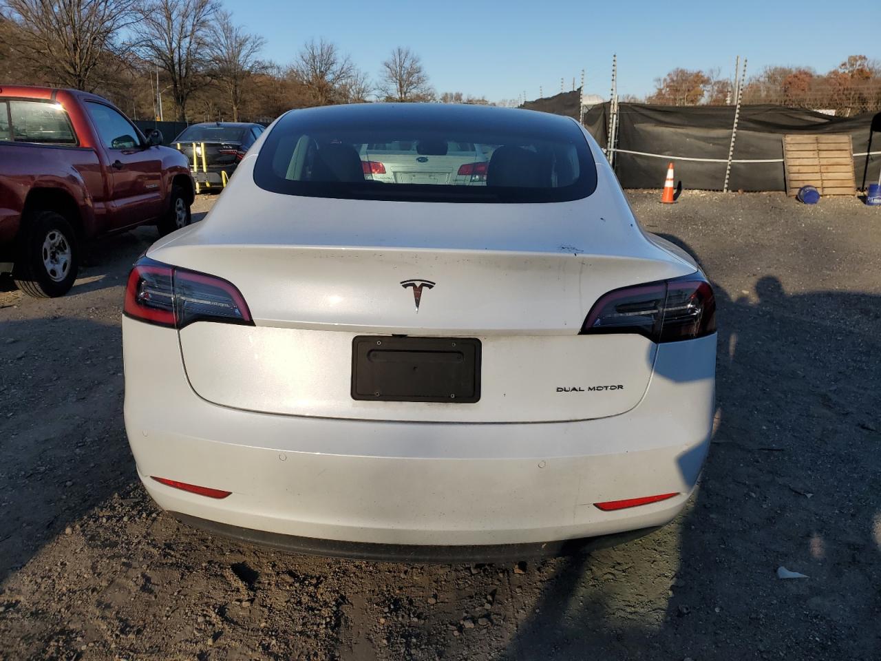 2020 Tesla Model 3 VIN: 5YJ3E1EB3LF618370 Lot: 89463135
