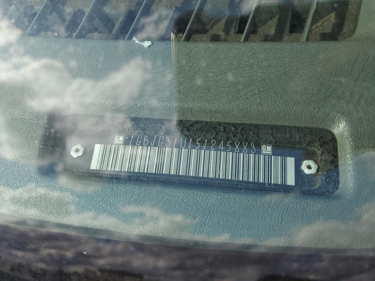 2005 Chevrolet Express G3500 VIN: 1GBJG31U151245883 Lot: 93100685