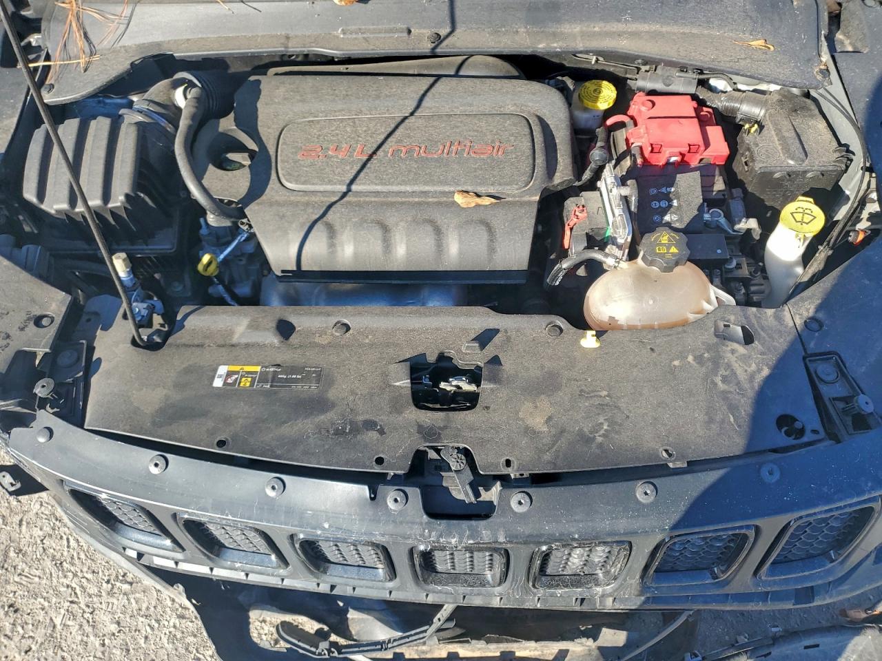 2020 Jeep Compass Latitude VIN: 3C4NJCBB3LT170041 Lot: 90610845