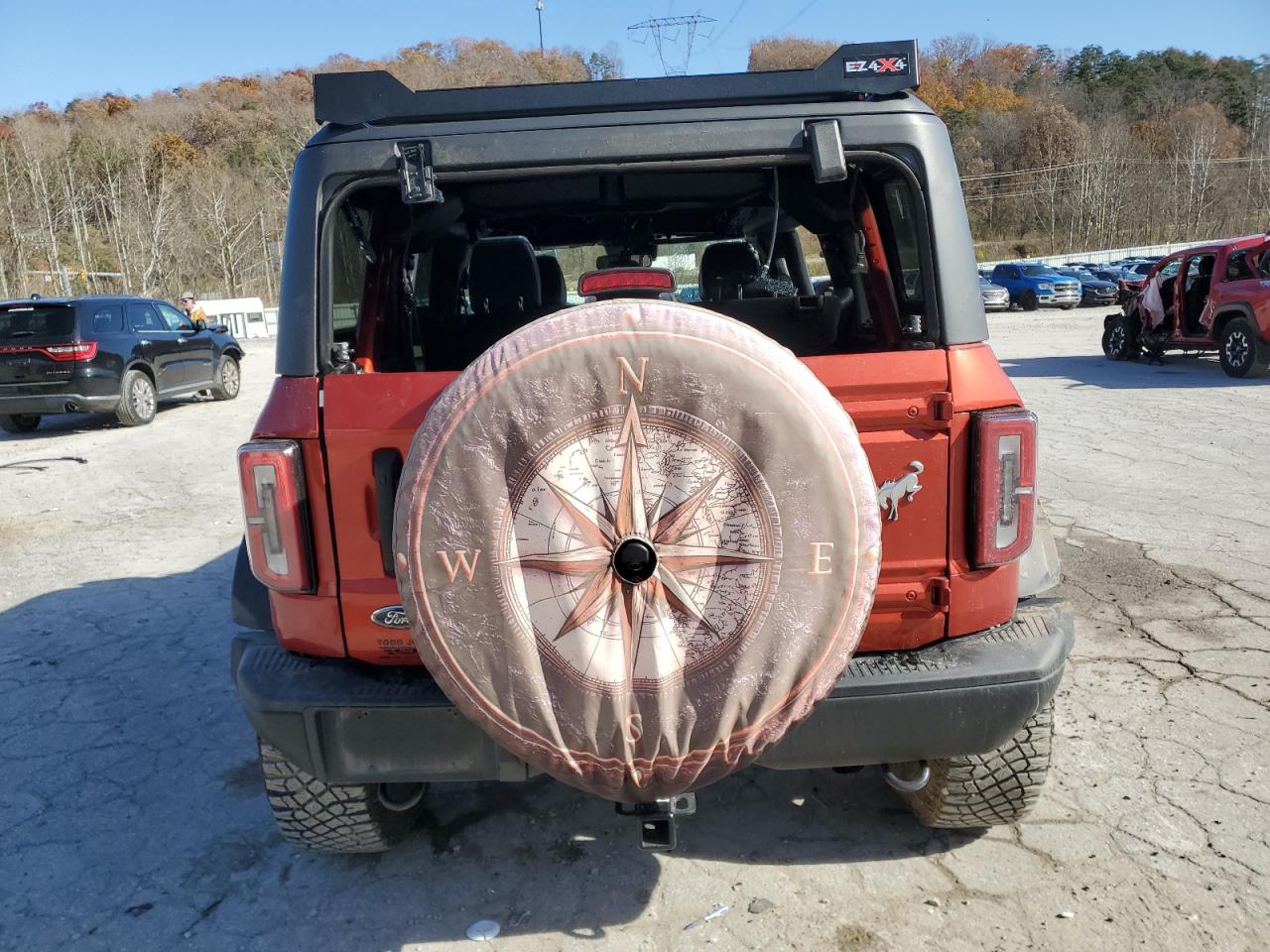 2023 Ford Bronco Base VIN: 1FMEE5DH5PLB18246 Lot: 92823255