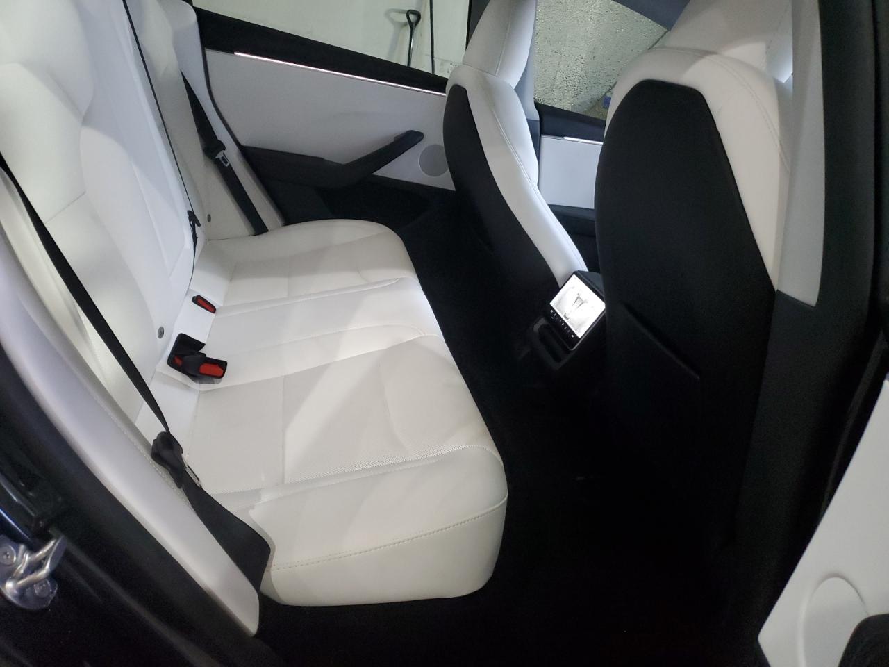 2025 Tesla Model 3 VIN: 5YJ3E1EA2SF014850 Lot: 91808985