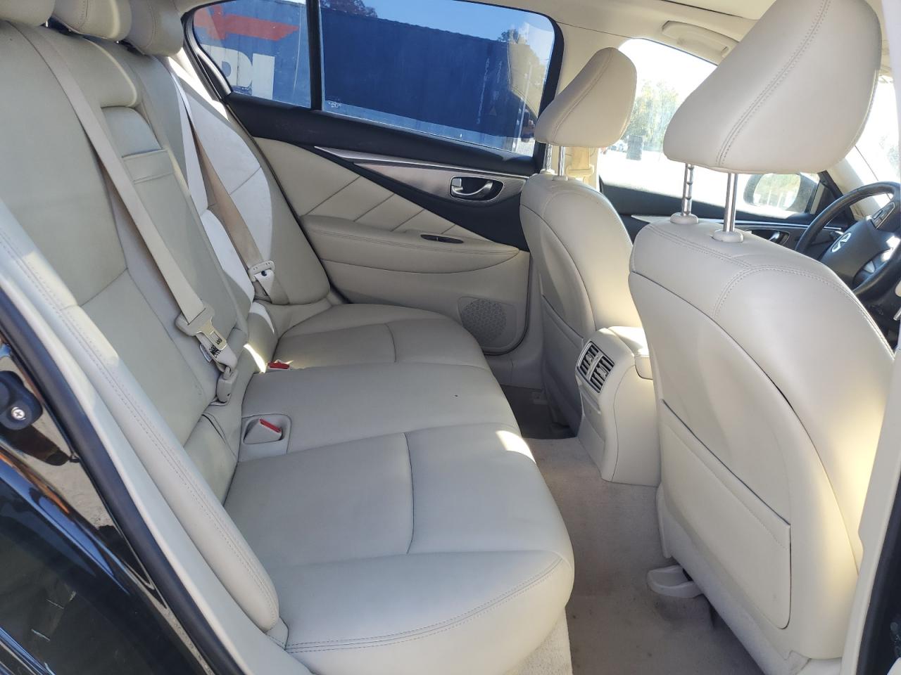 2016 Infiniti Q50 Premium VIN: JN1EV7APXGM301702 Lot: 92220915