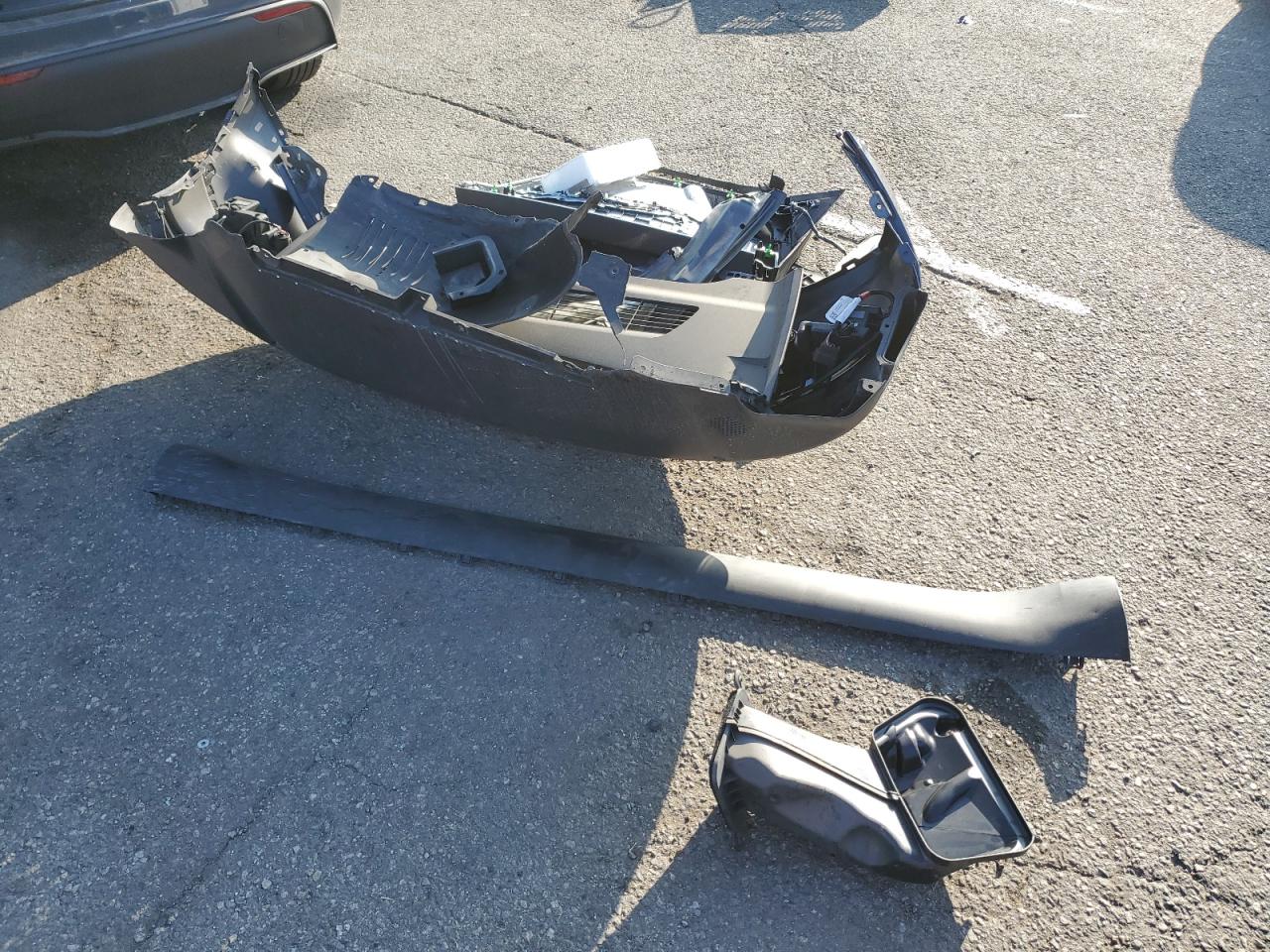 2023 Tesla Model Y VIN: 7SAYGDEE3PA154045 Lot: 90666385