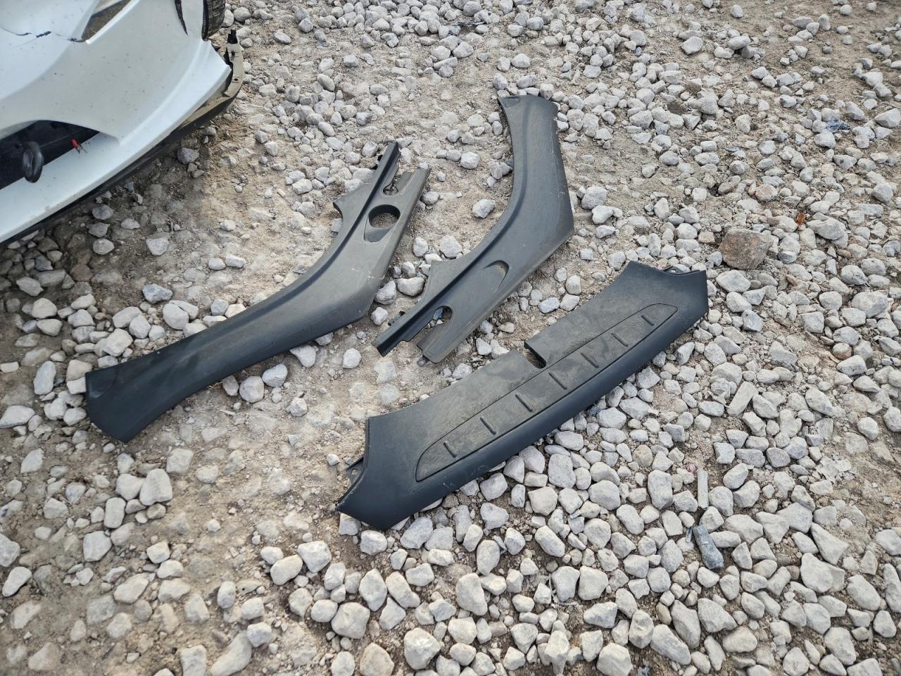 2024 Tesla Model X VIN: 7SAXCDE59RF452693 Lot: 93271555