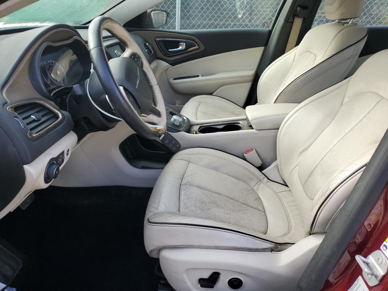 2015 Chrysler 200 C VIN: 1C3CCCEG0FN624330 Lot: 92374185