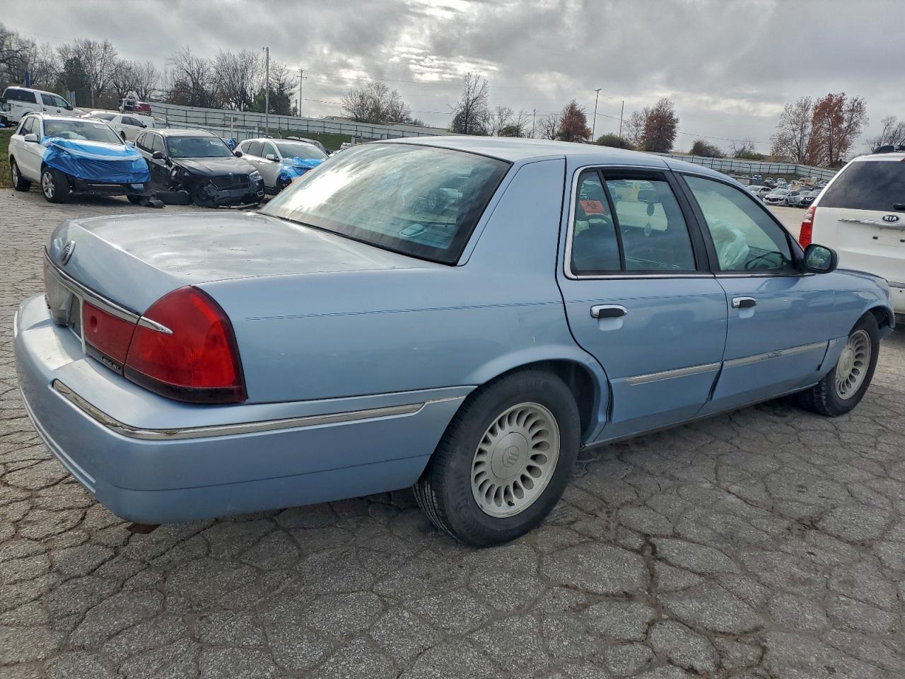 2000 Mercury Grand Marquis Ls VIN: 2MEFM75W8YX607425 Lot: 94269095