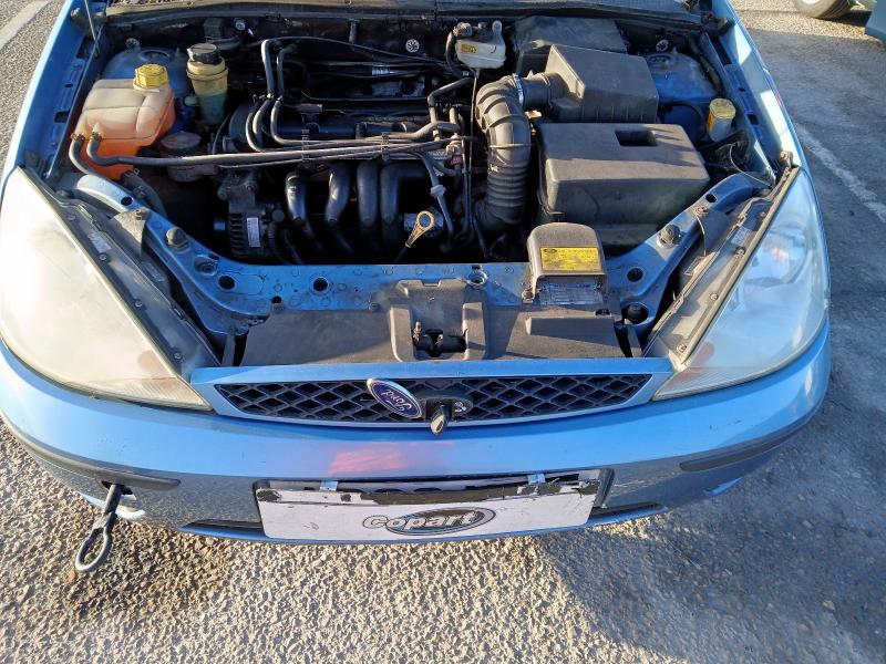 2003 FORD FOCUS 1.6 GHIA 5DR