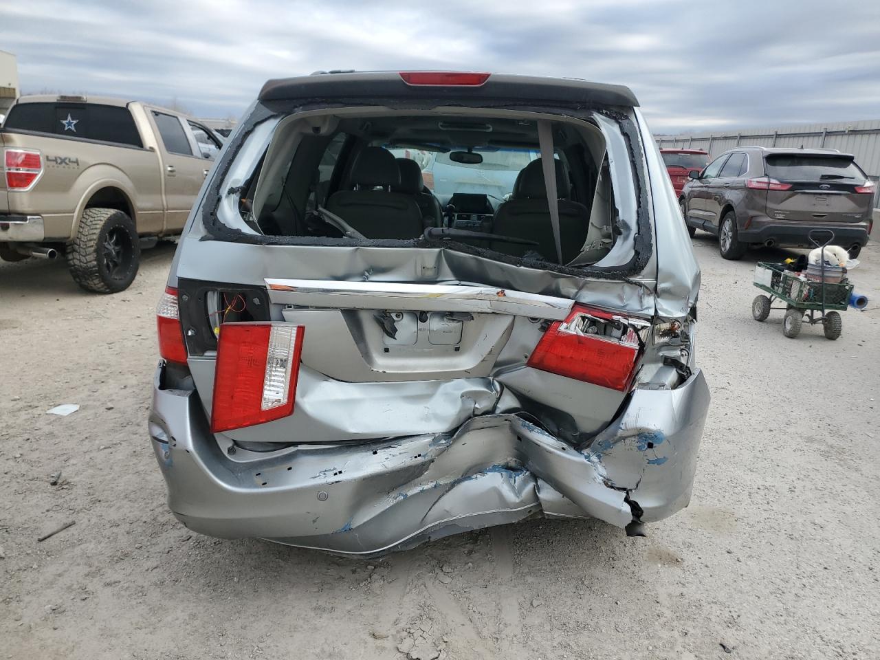 2006 Honda Odyssey Touring VIN: 5FNRL38846B105340 Lot: 90334545