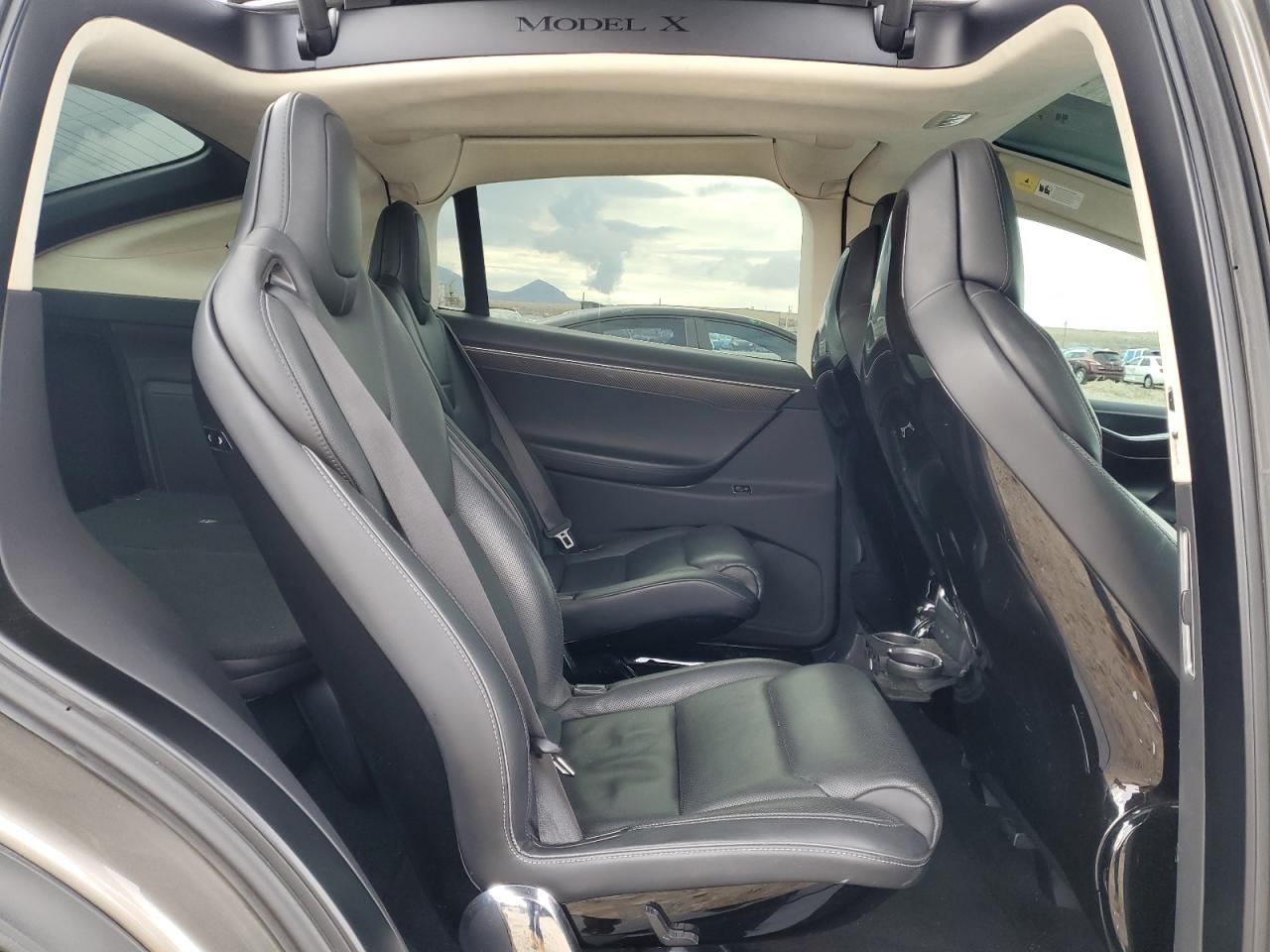 2016 Tesla Model X VIN: 5YJXCBE20GF008459 Lot: 93313065