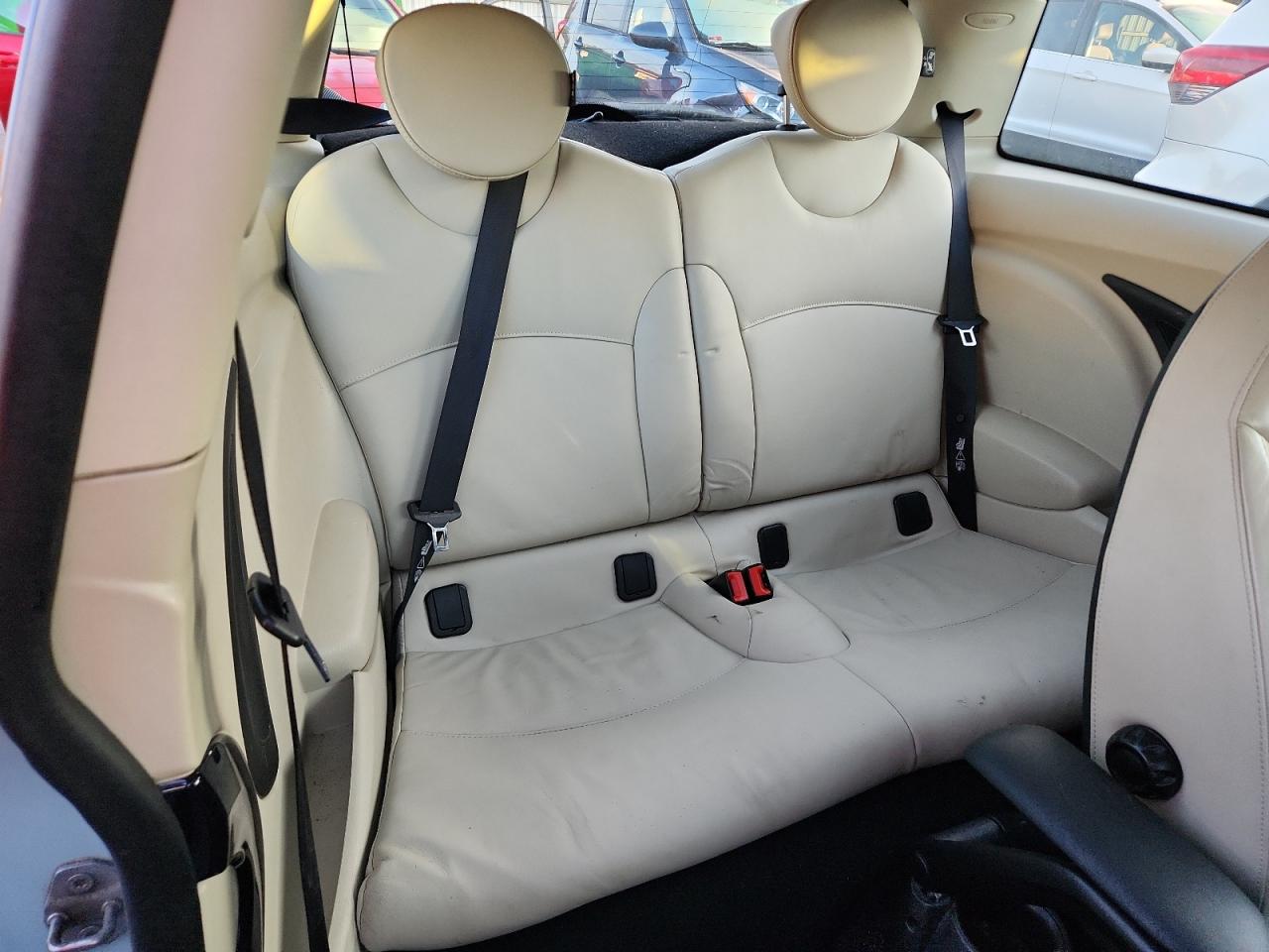 2011 Mini Cooper S VIN: WMWSV3C52BTY15706 Lot: 90618045