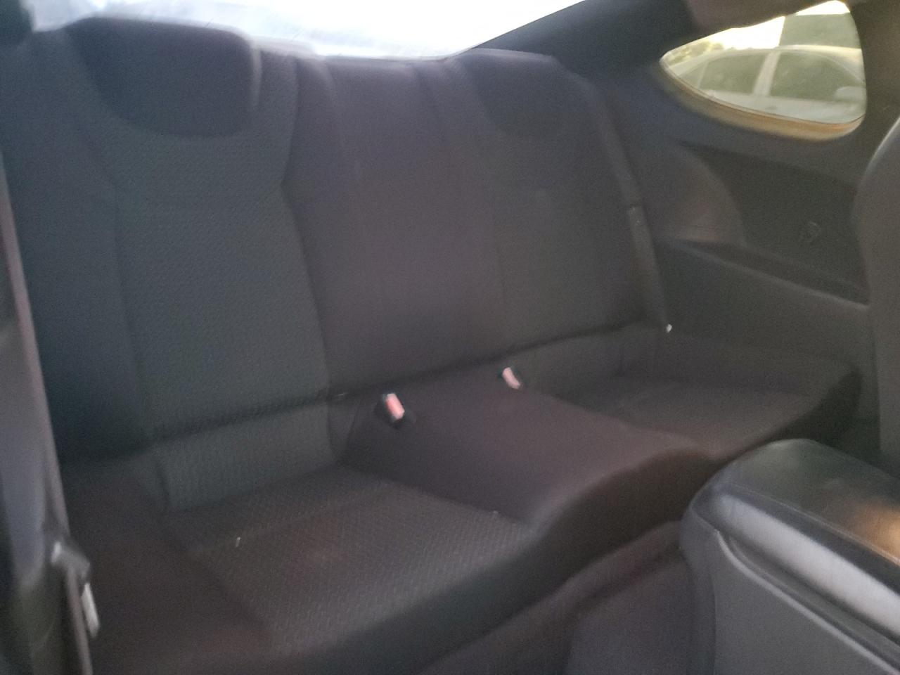 2010 Hyundai Genesis Coupe 2.0T VIN: KMHHT6KD7AU031202 Lot: 91727595