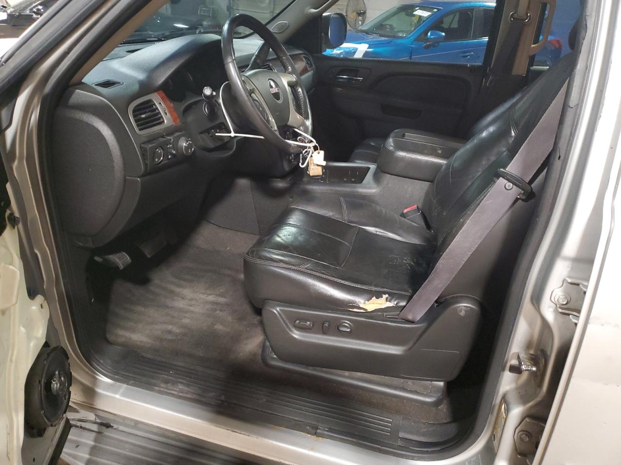 2011 GMC Yukon Slt VIN: 1GKS2CE03BR330683 Lot: 93524125