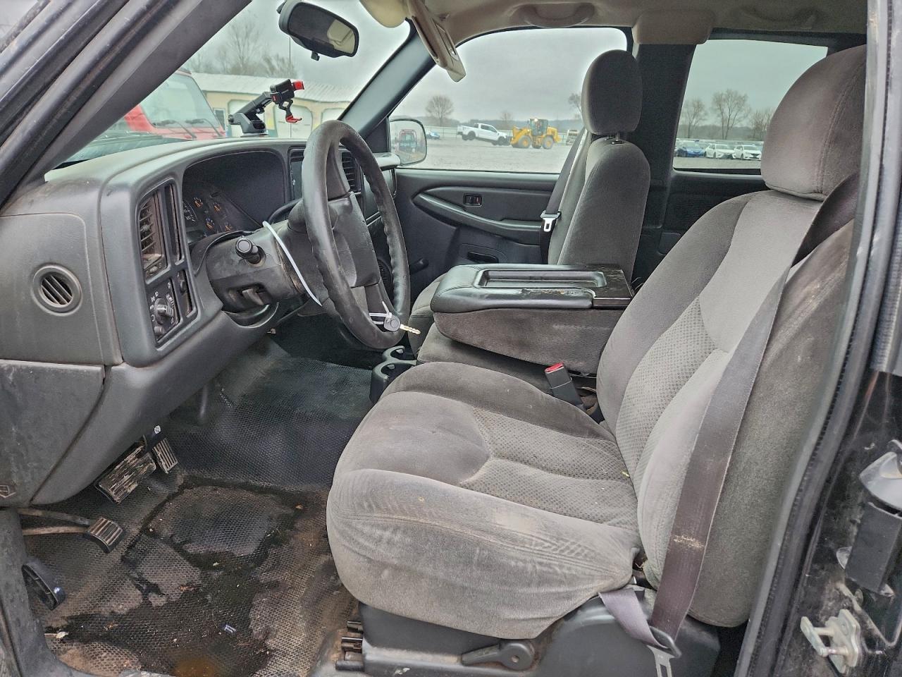 2005 Chevrolet Silverado C1500 VIN: 2GCEC19T251357899 Lot: 94516825