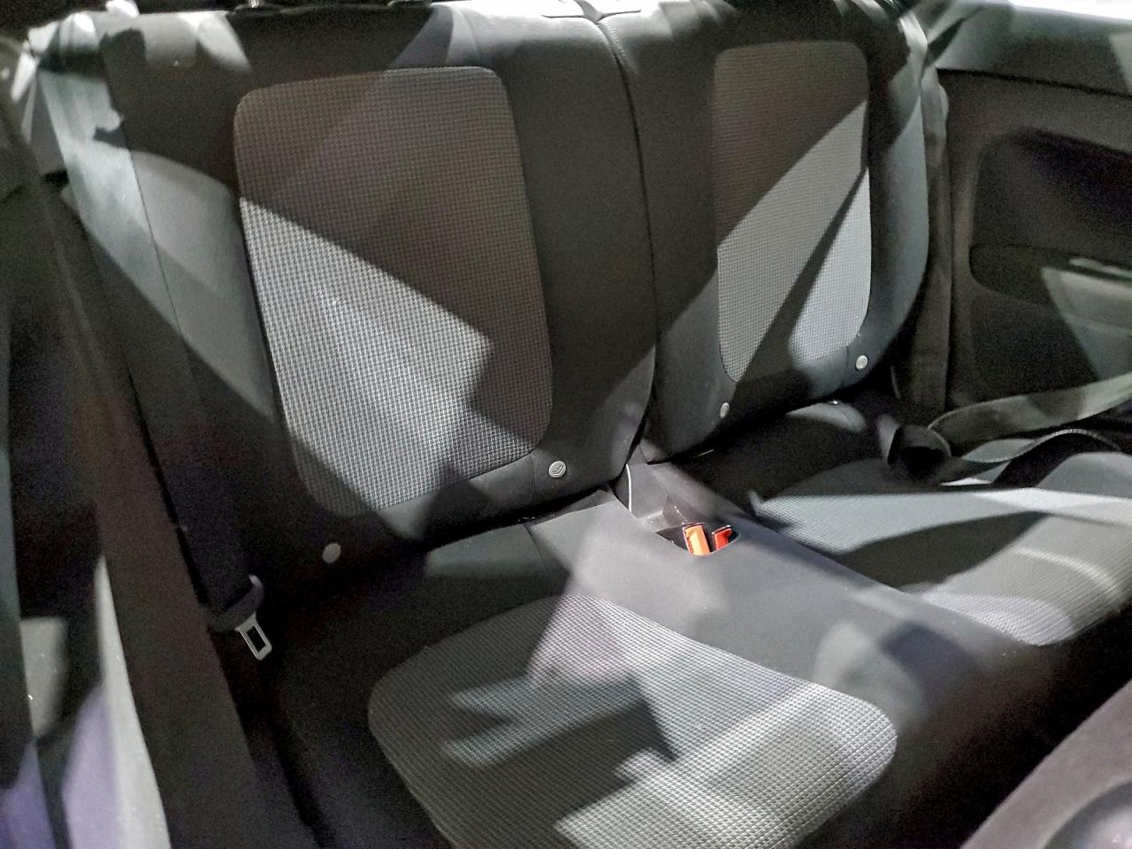 2018 Volkswagen Beetle S VIN: 3VWFD7AT9JM713278 Lot: 94495225