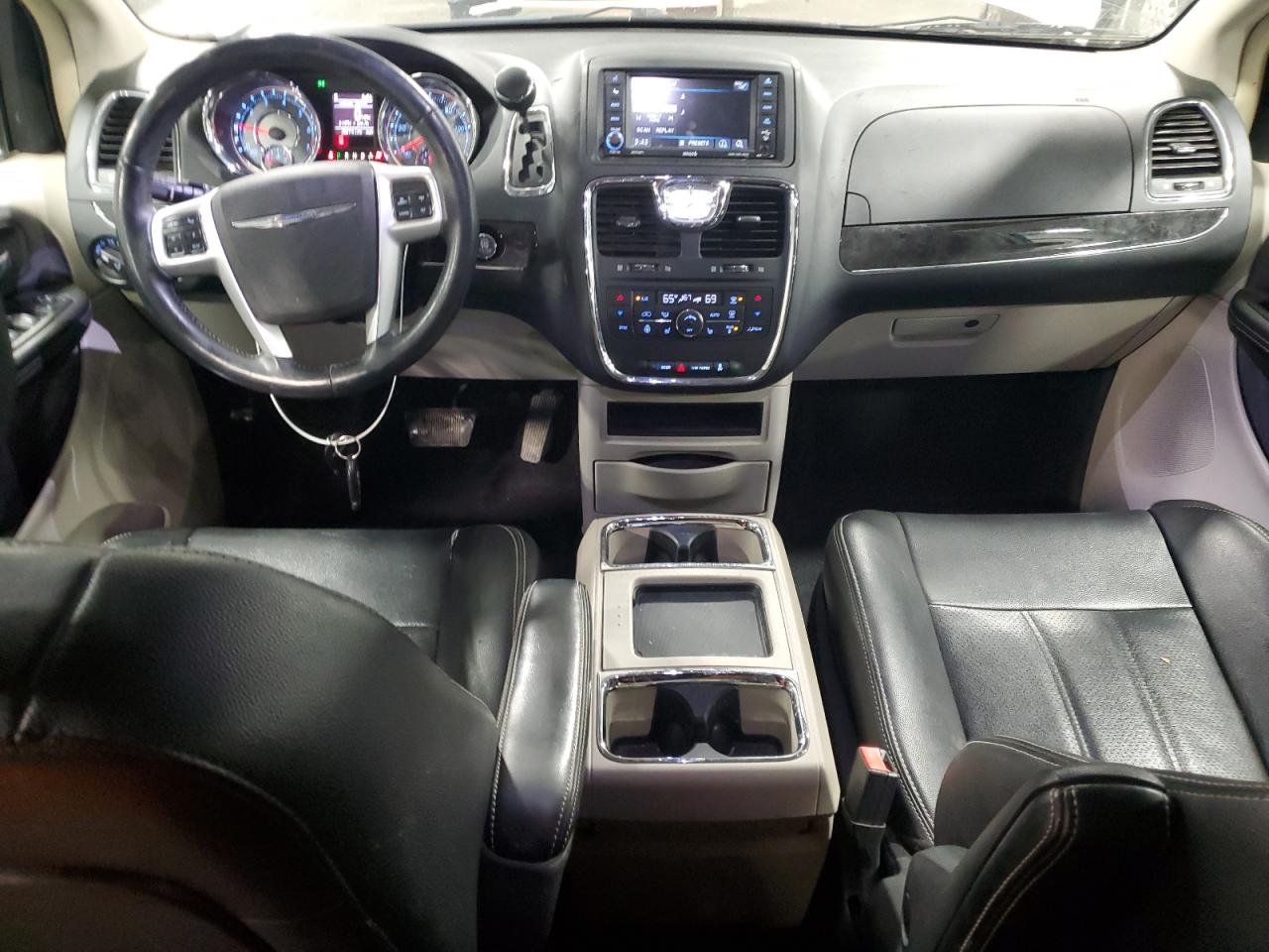 2014 Chrysler Town & Country Touring L VIN: 2C4RC1CG4ER300957 Lot: 91065415