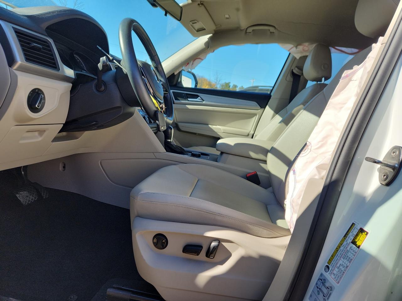 2019 Volkswagen Atlas Se VIN: 1V2LR2CA8KC555670 Lot: 90575385