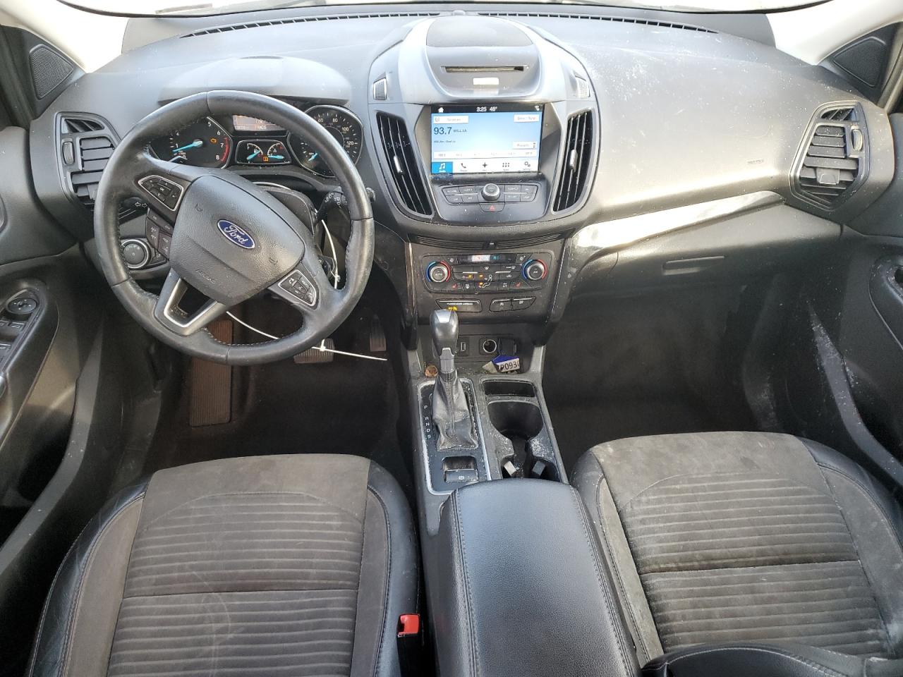 2017 Ford Escape Se VIN: 1FMCU9G93HUC58264 Lot: 92909105