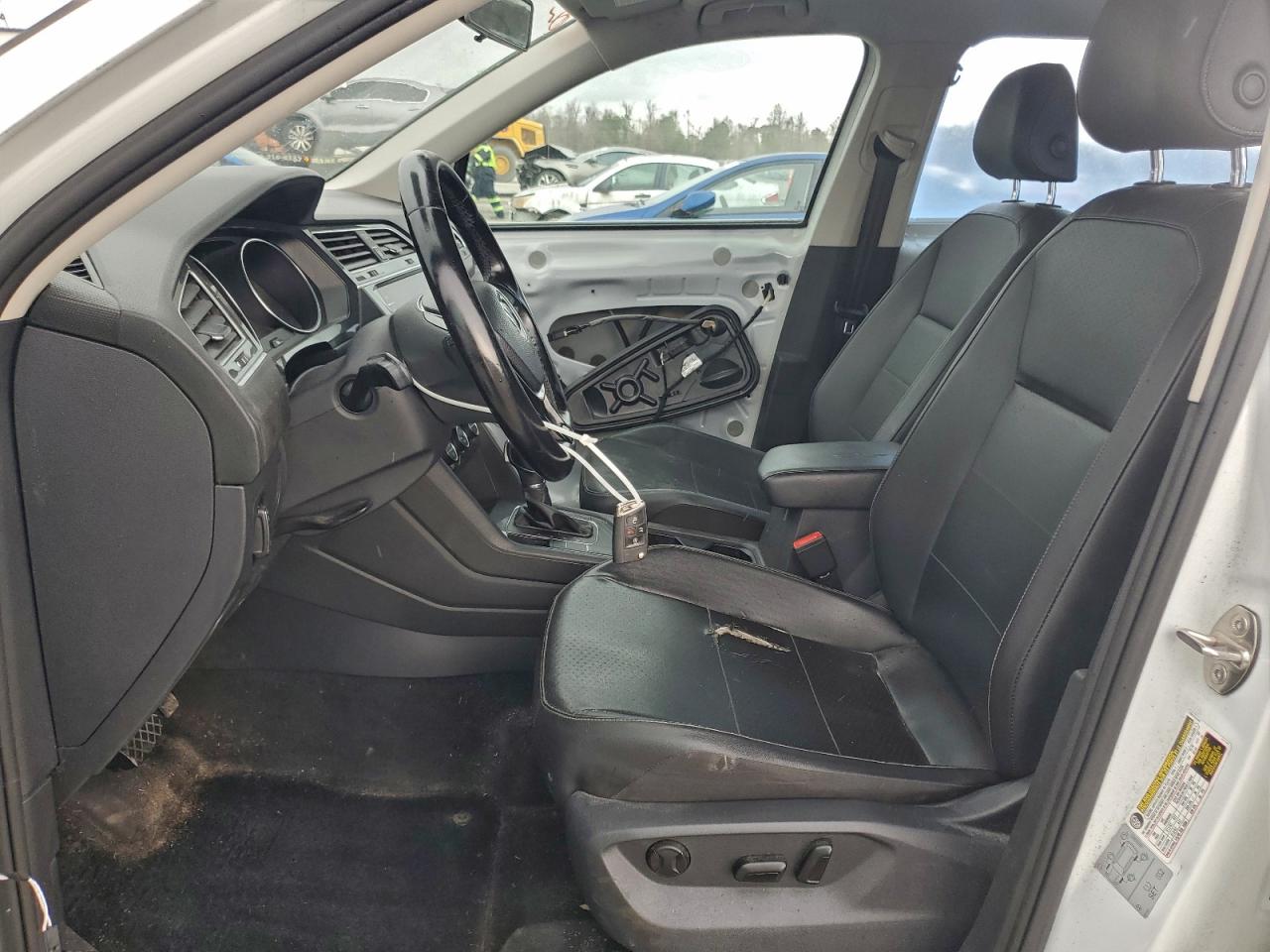 2018 Volkswagen Tiguan Se VIN: 3VV3B7AX5JM037198 Lot: 93534685