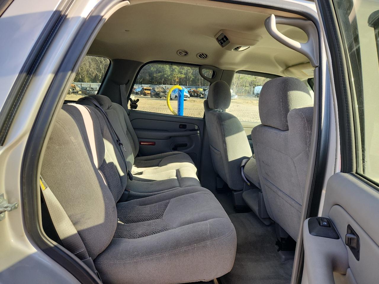 2004 Chevrolet Tahoe C1500 VIN: 1GNEC13V74J241474 Lot: 92869875